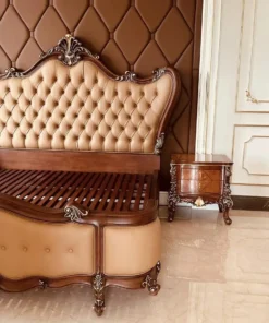 Giường ngủ cổ điển bọc nệm GVGN030