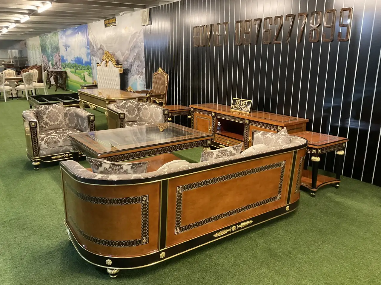 Sofa tân cổ điển dát vàng bọc nệm GVSF037
